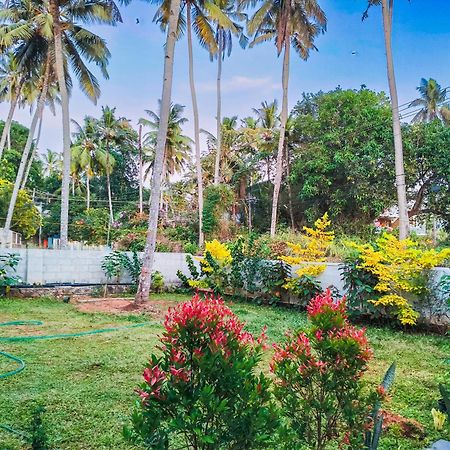 Popple Beach House Varkala Ngoại thất bức ảnh